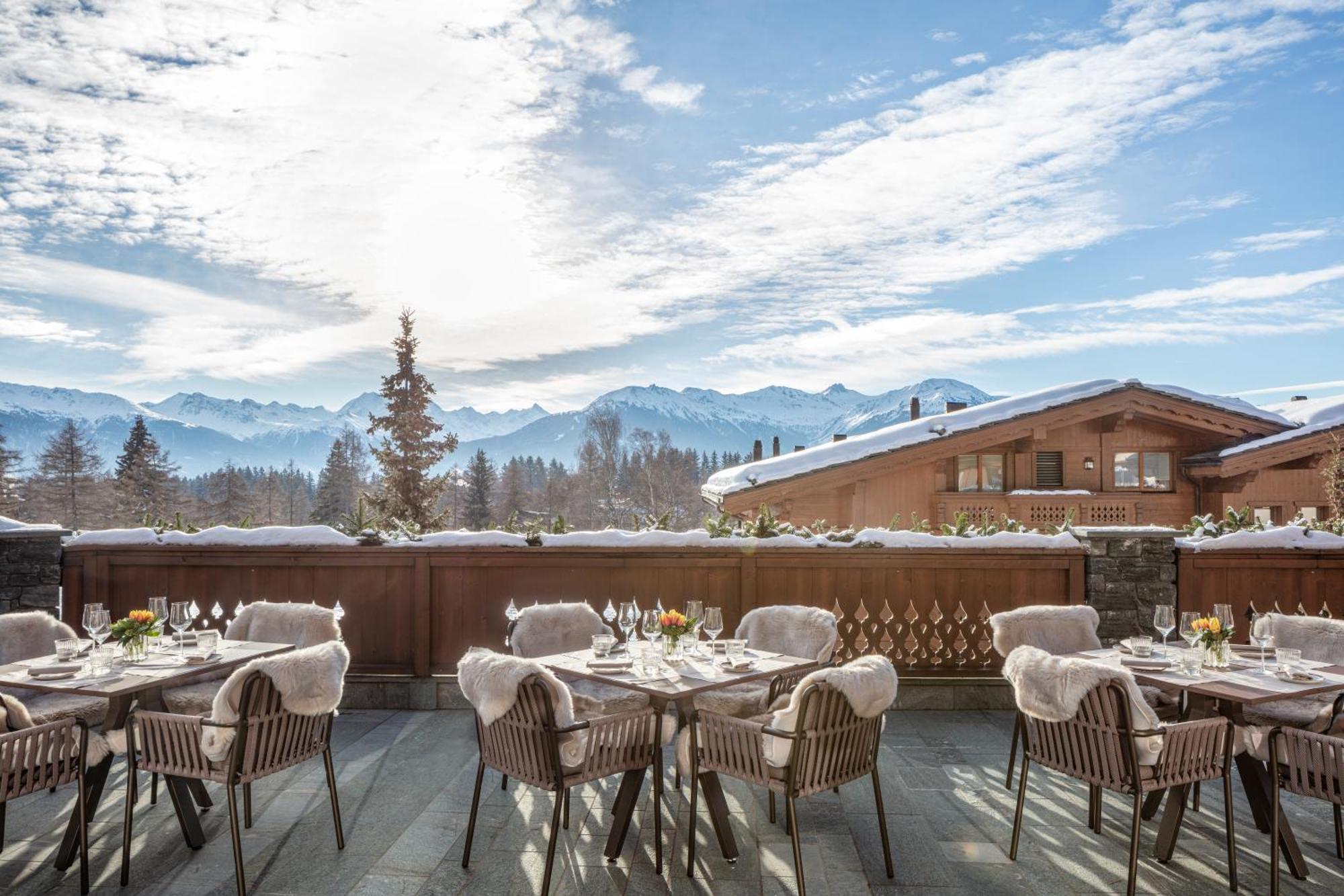 Guarda Golf Hotel & Residences Crans-Montana Luaran gambar