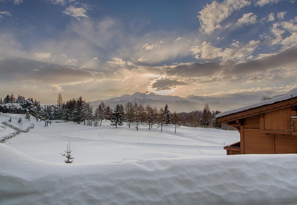 Guarda Golf Hotel & Residences Crans-Montana Luaran gambar