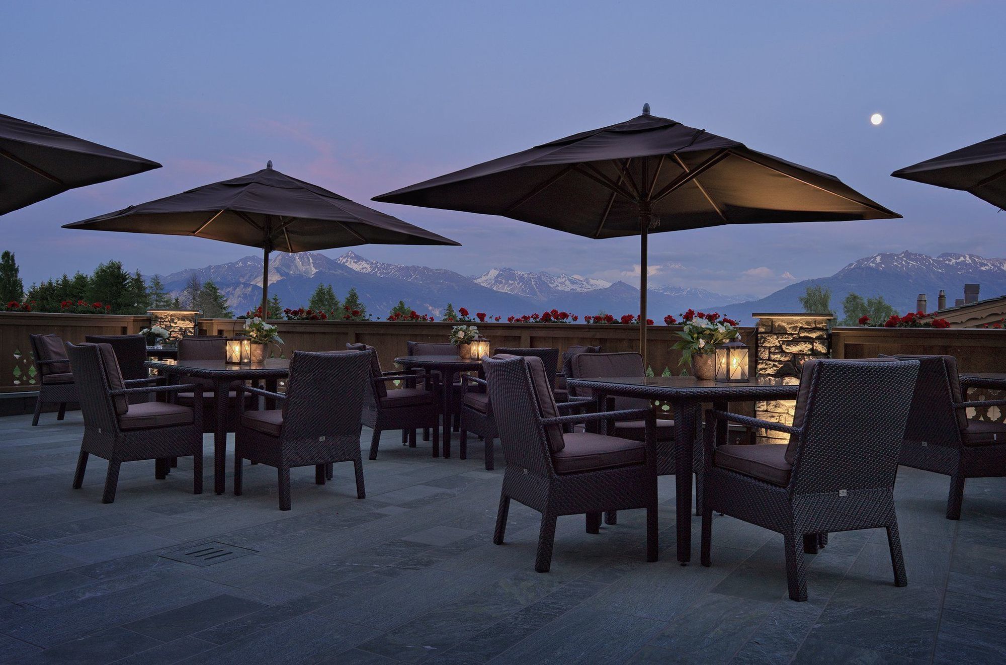 Guarda Golf Hotel & Residences Crans-Montana Restoran gambar