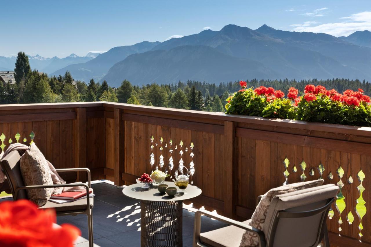 Guarda Golf Hotel & Residences Crans-Montana Luaran gambar